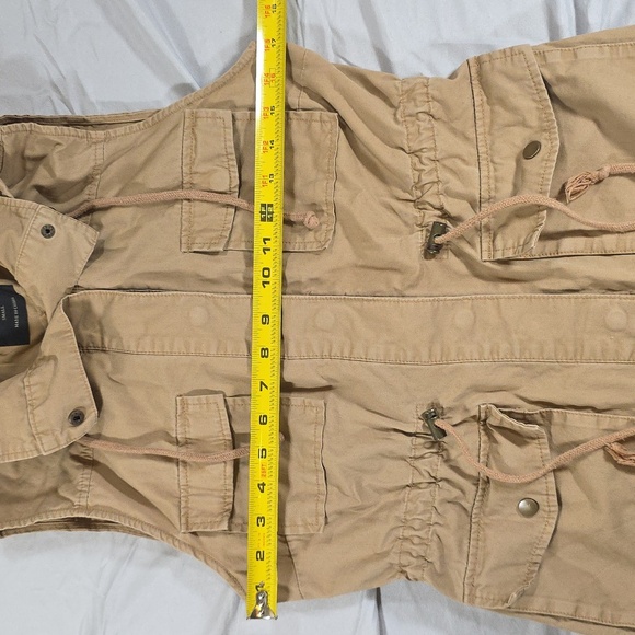 Love Tree Tan Utility Vest With Collar And Hood - Picture 6 of 7